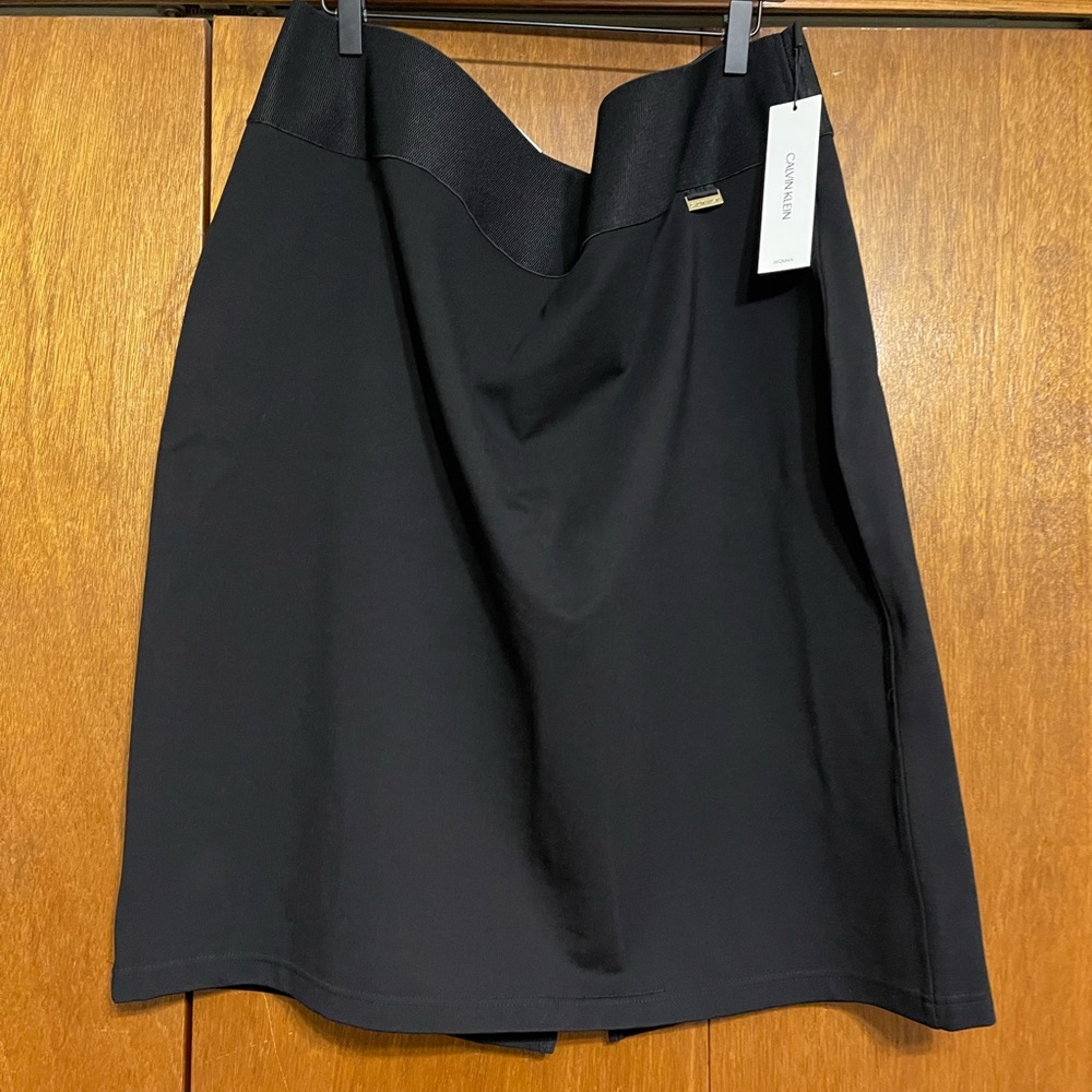 NWT 3x Calvin Klein black pencil skirt